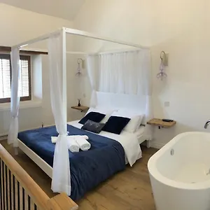 Honeybee Cottage, Waddington Waddington (Lancashire)